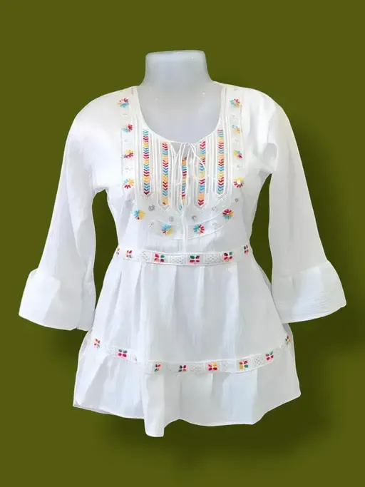 Women Embroidered Round Collar Pure Cotton Tunic Top